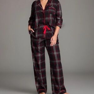 XL Victoria’s Secret Flannel Long Pajama Set  Black-Red-Gold Plaid 11253403